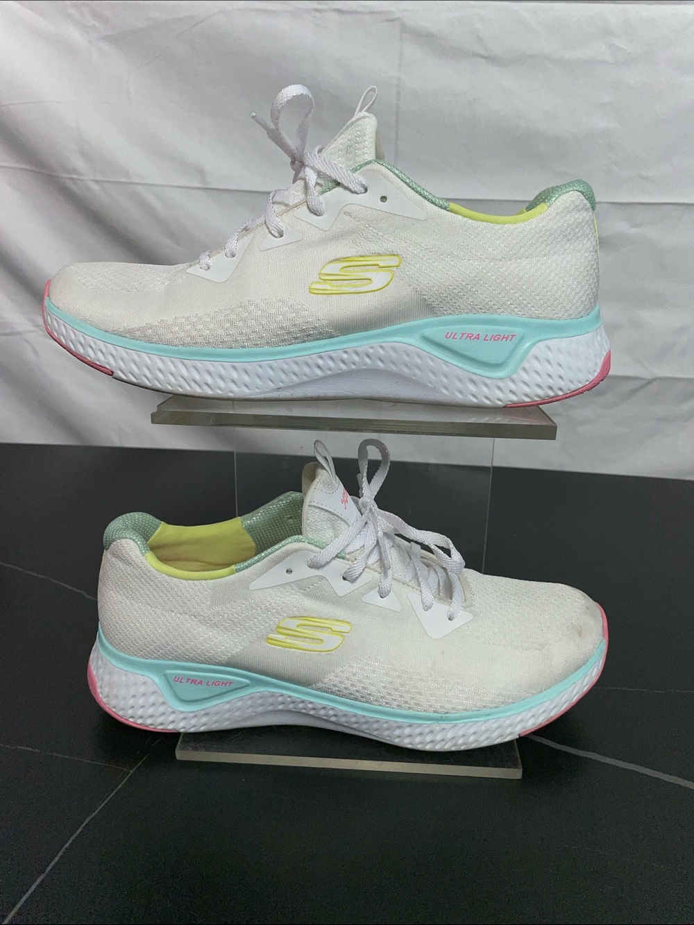 SKECHERS SOLAR FUSE BRISK ESCAPE SNEAKERS FTL-09-004